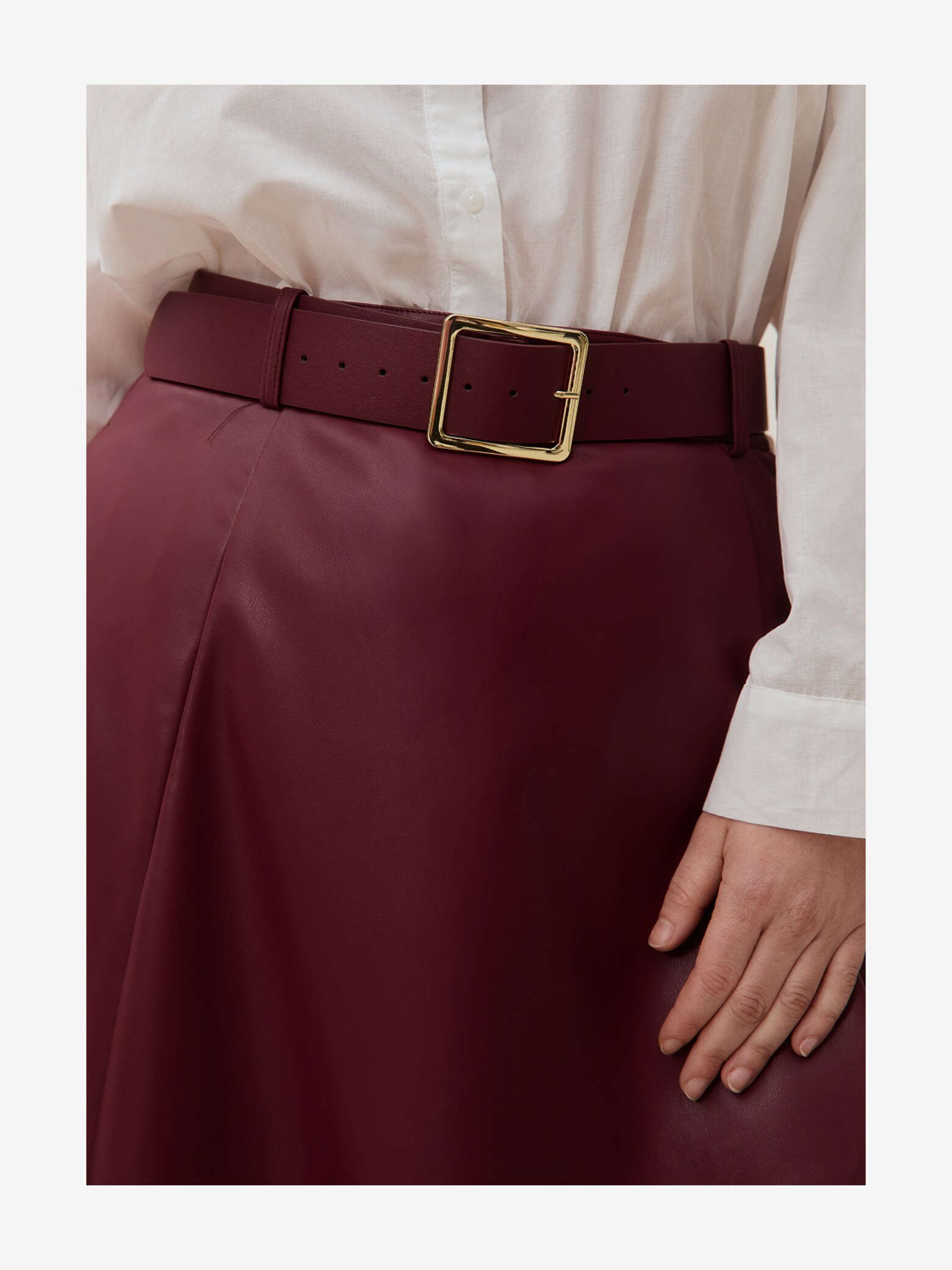 Jasmine - Darkred Leather Skirt and Shirt Look