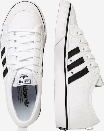 ADIDAS ORIGINALS Tapered Σνίκερ χαμηλό 'Nizza' σε λευκό