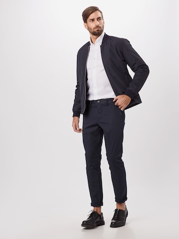 Matinique Slimfit Chinohousut 'Pristu CM Stripe Chino' värissä sininen