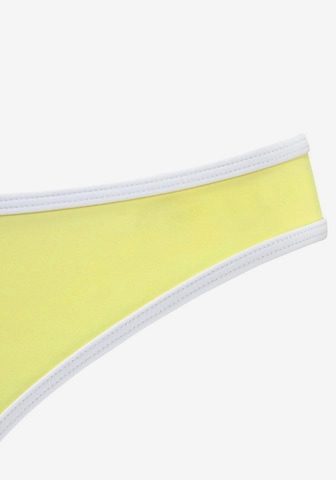 regular Pantaloncini per bikini di VENICE BEACH in giallo