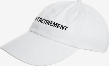 On Vacation Club Cap in White: front