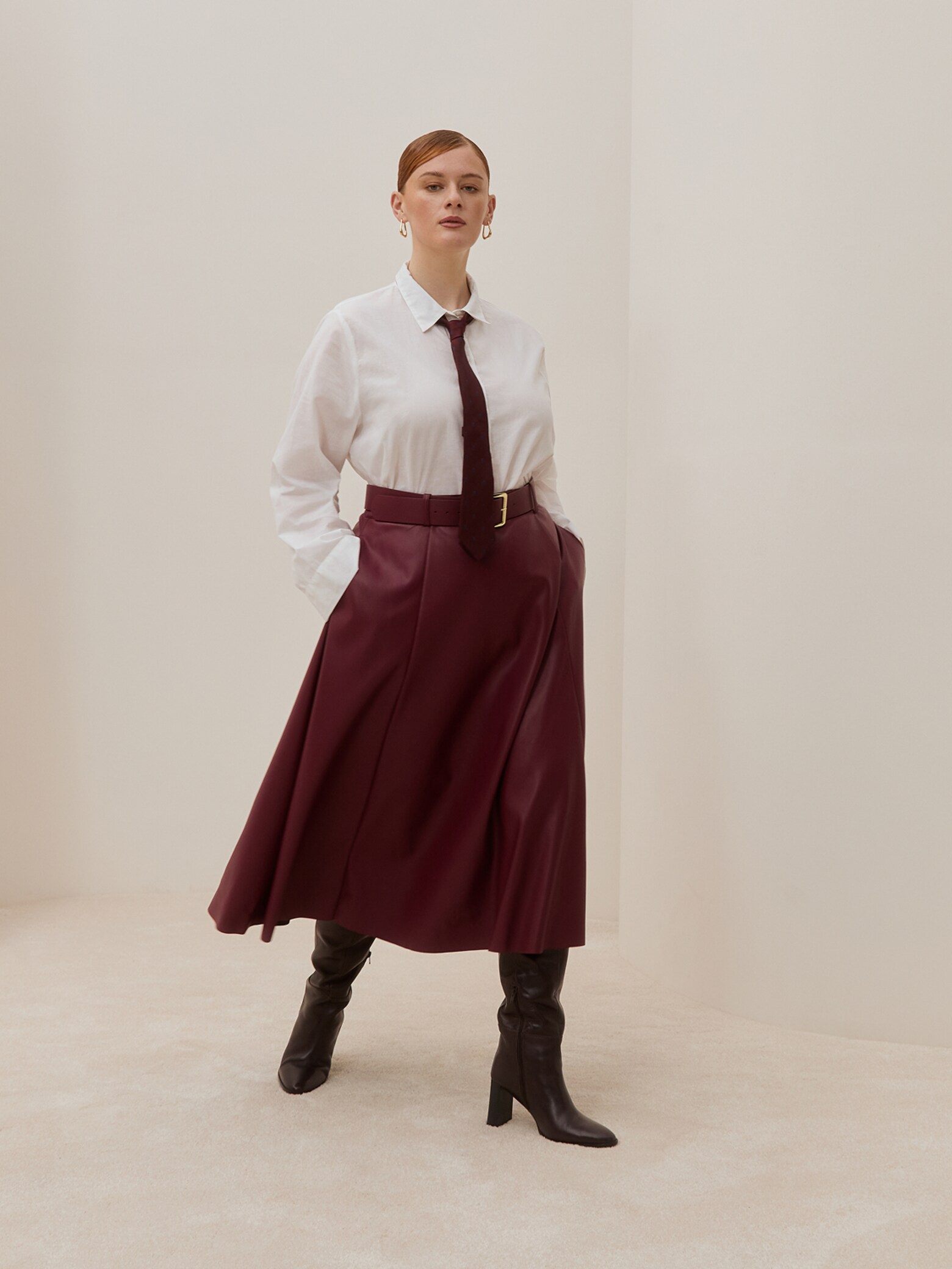 Jasmine - Darkred Leather Skirt and Shirt Look