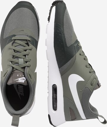 Nike Sportswear Sneakers laag 'AIR MAX VISION' in Groen: zijkant