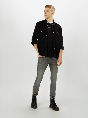 Calvin Klein Jeans Rovný strih Tričko 'Ringer' - Čierna