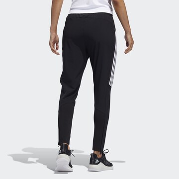Effilé Pantalon de sport ADIDAS SPORTSWEAR en noir