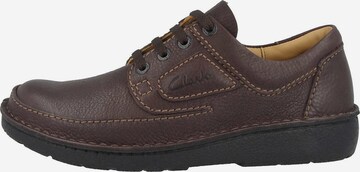 CLARKS Veterschoen in Bruin