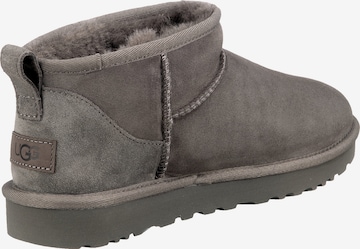 UGG Winterstiefelette in Grau