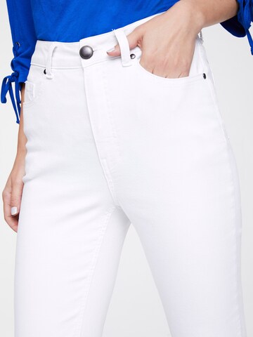 Bootcut Jeans 'Amirela' de la heine pe alb