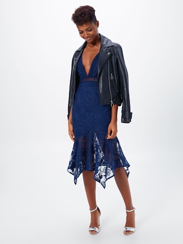 Robe de cocktail 'Chantelle' Love Triangle en bleu