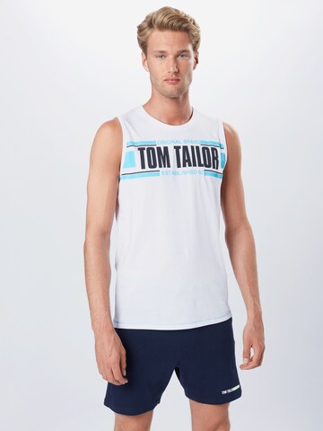 Coupe regular T-Shirt TOM TAILOR en blanc : devant
