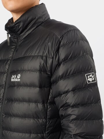 Regular fit Geacă outdoor de la JACK WOLFSKIN pe negru