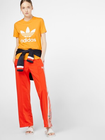 ADIDAS ORIGINALS T-Shirt 'Trefoil' in Orange