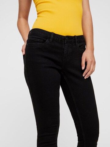 Noisy may Skinny Jeans in Schwarz