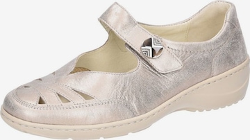 WALDLÄUFER Ballet Flats with Strap in Beige: front