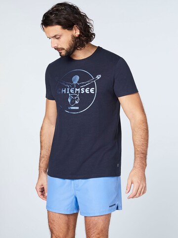 Coupe regular T-Shirt CHIEMSEE en bleu : devant