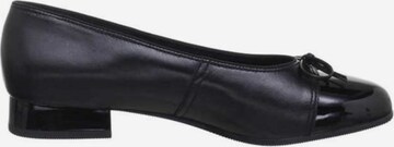 ARA Ballet Flats in Black