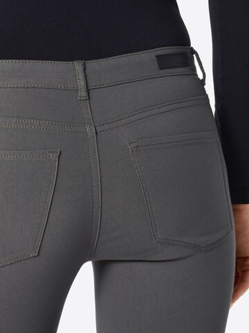 PIECES - Skinny Jeggings em cinzento