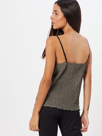 Tops en tricot 'Sheena' ABOUT YOU en or : derrière