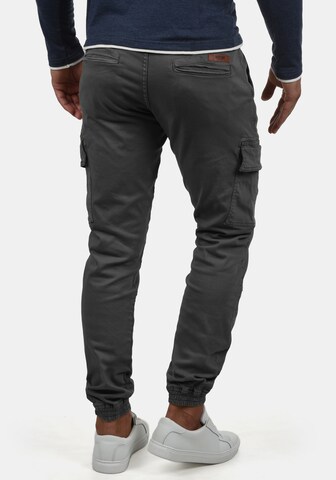 Tapered Pantaloni cargo 'Bromfield' di INDICODE JEANS in grigio