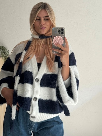 Stripy Cardigan And Jeans Look