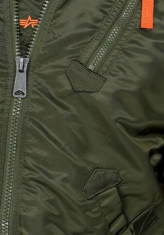 ALPHA INDUSTRIES Between-Season Jacket 'Falcon II' in Green