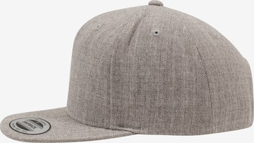 Cappello da baseball di Flexfit in grigio