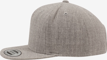 Flexfit Hatt i grå