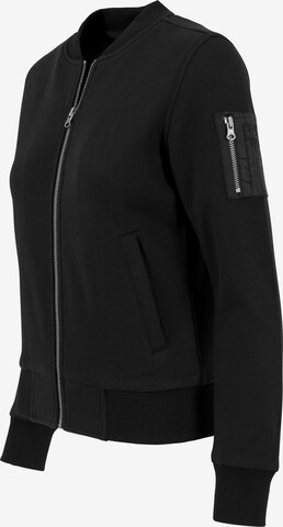 Urban Classics Jacke in Schwarz