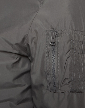 Veste mi-saison Urban Classics en gris