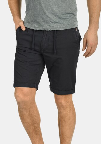 Regular Pantalon chino 'Claudio' BLEND en noir : devant