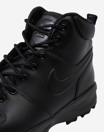 Nike Sportswear Boots 'Manoa' in Schwarz