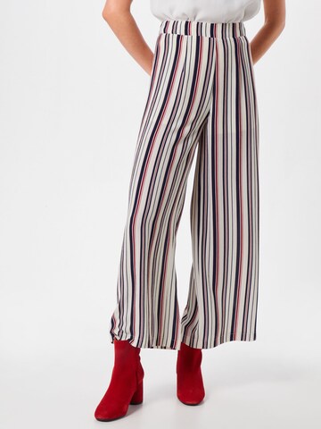 Parallel Lines Wide leg Trousers in White: front