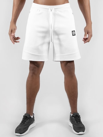 MOROTAI Regular Sportshorts 'Interlock' in Weiß: predná strana