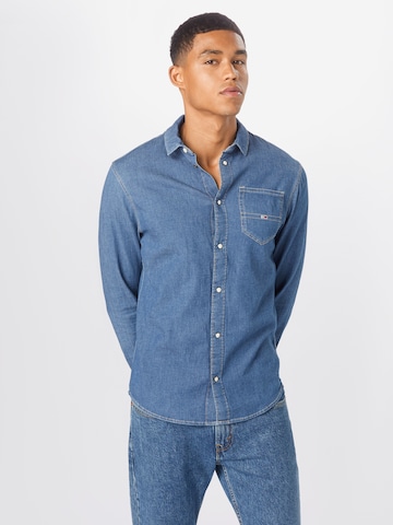 Coupe slim Chemise Tommy Jeans en bleu : devant