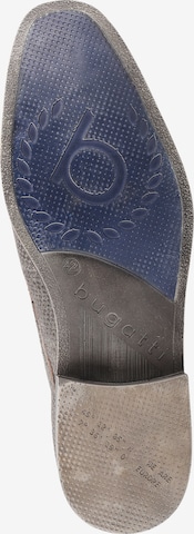 Chaussure à lacets bugatti en gris