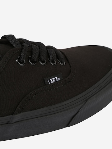 Baskets basses 'Authentic' VANS en noir