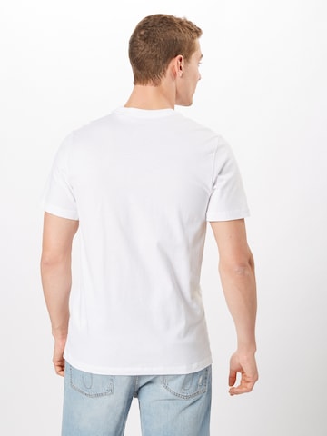 Nike Sportswear Regular Fit T-Shirt 'Club' in Weiß: zadná strana