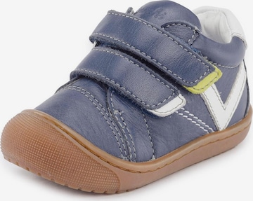 LURCHI First-Step Shoes 'Ilo' in Blue: front