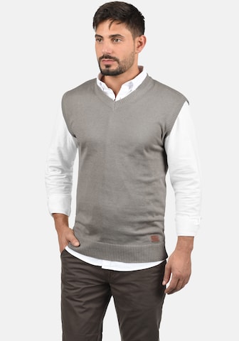 BLEND Sweater Vest in Grey: front