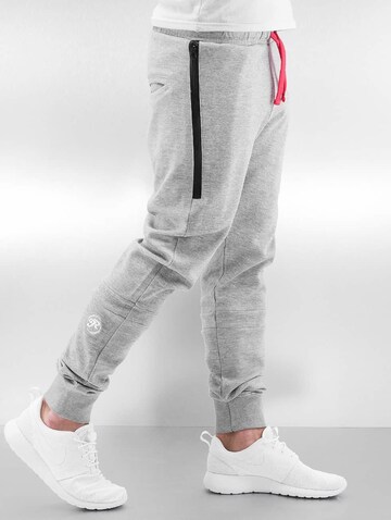 Urban Classics Tapered Pants in Grey
