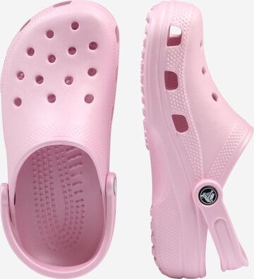 Crocs - Socas 'Classic' em rosa: lateral