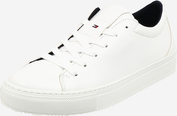 Baskets basses TOMMY HILFIGER en blanc : devant