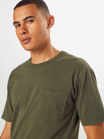 Coupe regular T-Shirt 'Haris' minimum en vert