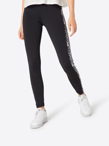 Urban Classics Skinny Leggings in Zwart: voorkant