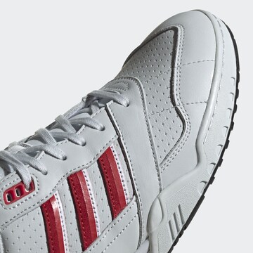 ADIDAS ORIGINALS Sneaker in Weiß
