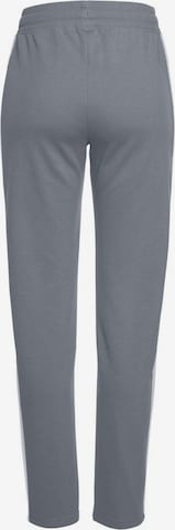 BENCH Slimfit Hose in Grau