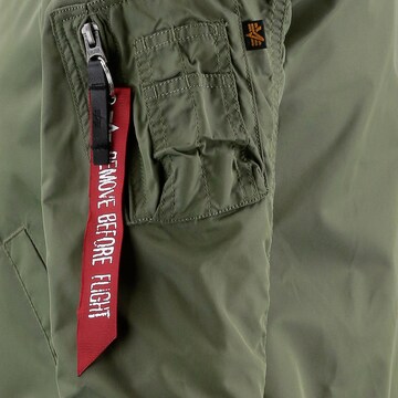 ALPHA INDUSTRIES Jacke 'MA-1 TT' in Grün
