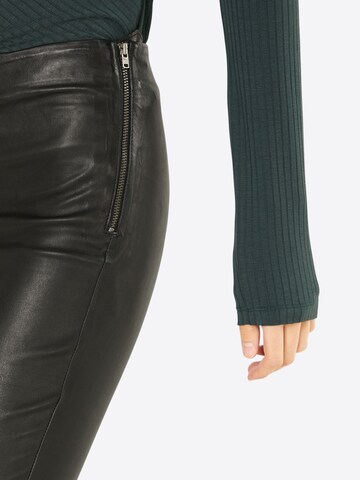 Y.A.S Skinny Leggings 'Zeba' in Schwarz