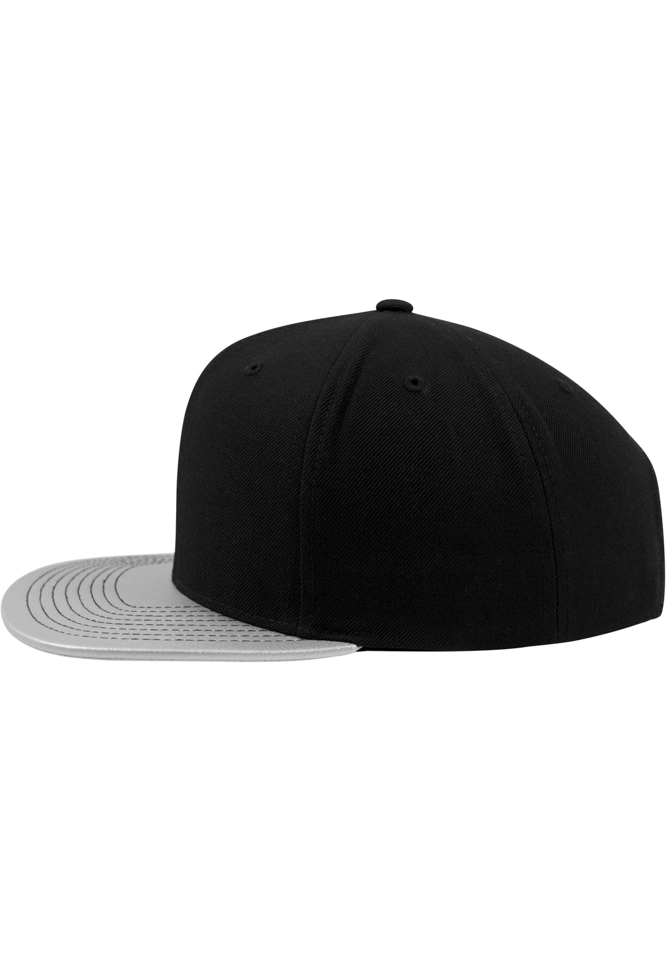 Flexfit Sapkák 'Metallic Visor' - fekete