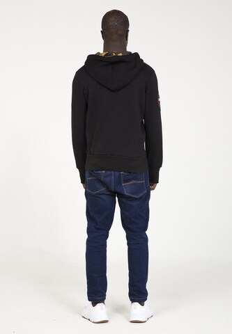 PLUS EIGHTEEN Sweatshirt in Zwart